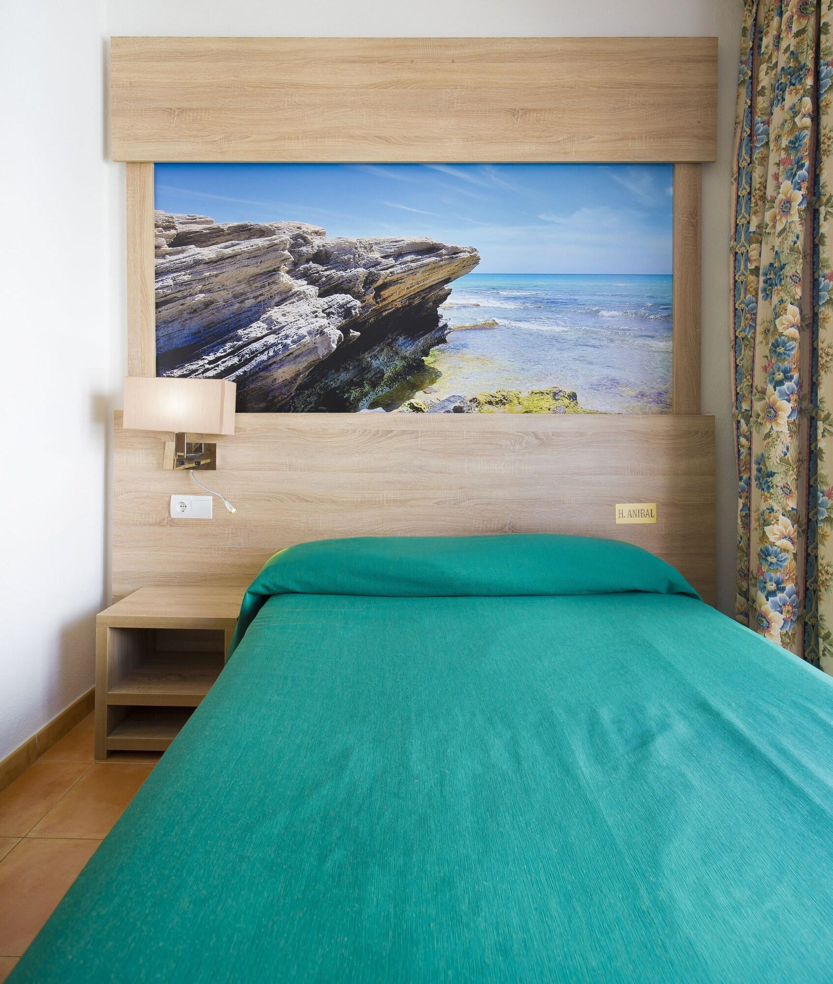โอสตัล อนิบาล - เอบี กรุ๊ป Hotel ซานอันโตนิโอ ภายนอก รูปภาพ